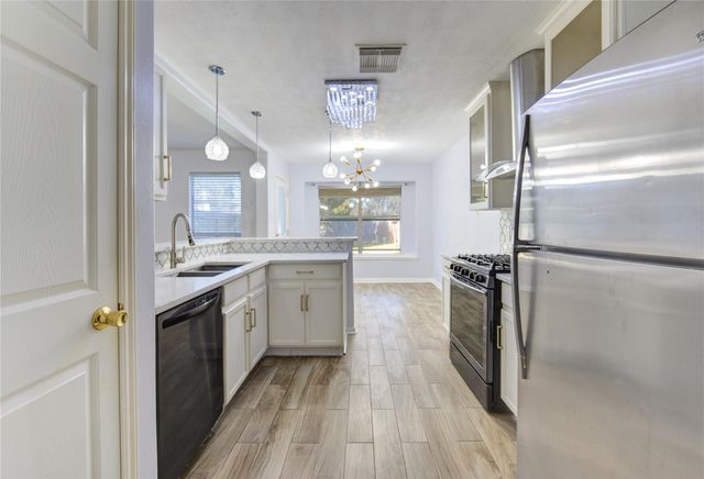 19334 Strathmore Place Lane, Katy, TX 77449