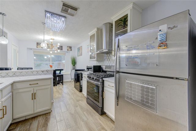 19334 Strathmore Place Lane, Katy, TX 77449