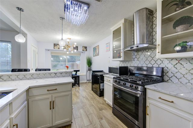 19334 Strathmore Place Lane, Katy, TX 77449