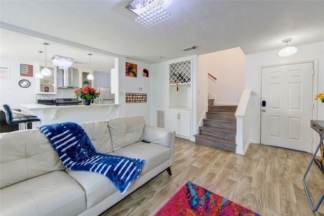 19334 Strathmore Place Lane, Katy, TX 77449