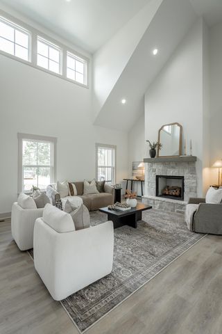 125 Cascade Drive, Rossville, GA 30741