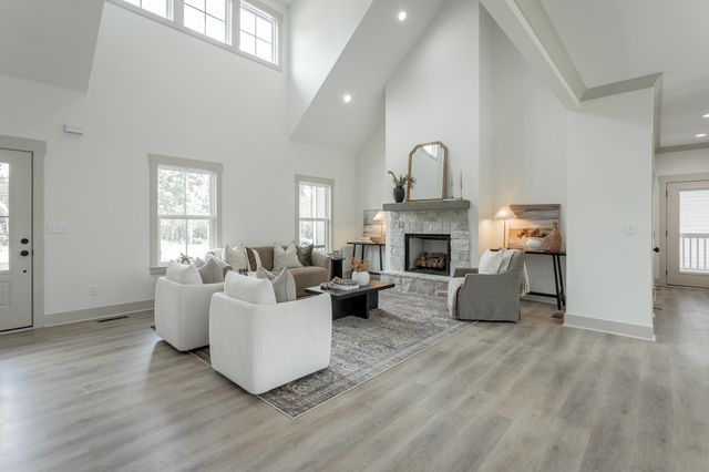 125 Cascade Drive, Rossville, GA 30741