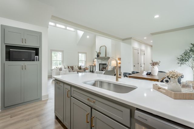 125 Cascade Drive, Rossville, GA 30741