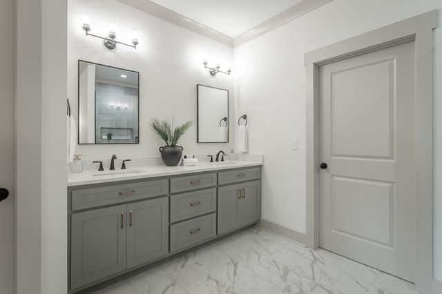 125 Cascade Drive, Rossville, GA 30741