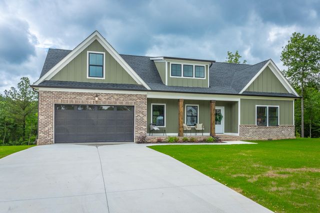 125 Cascade Drive, Rossville, GA 30741