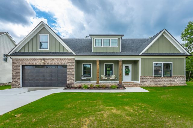 125 Cascade Drive, Rossville, GA 30741