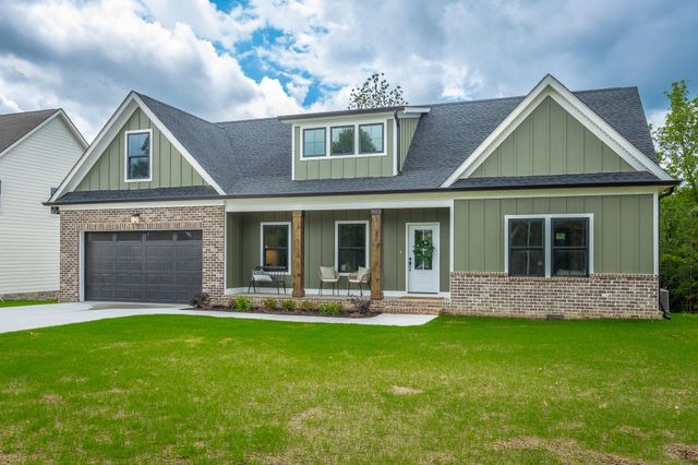 125 Cascade Drive, Rossville, GA 30741