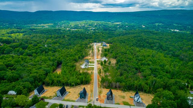 125 Cascade Drive, Rossville, GA 30741