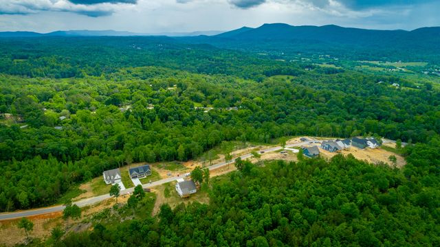 125 Cascade Drive, Rossville, GA 30741