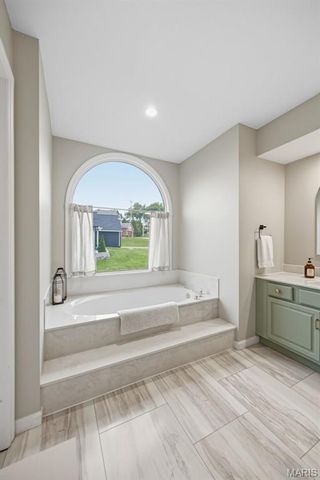 3005 Cross View Estate, Unincorporated, MO 63129
