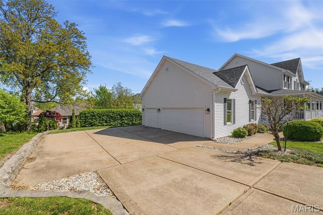 3005 Cross View Estate, Unincorporated, MO 63129