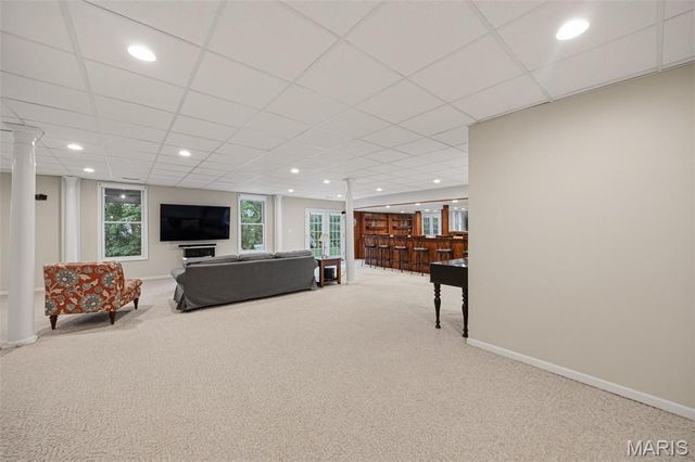 3005 Cross View Estate, Unincorporated, MO 63129