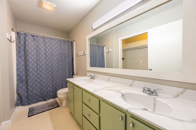 125 Spring Oak Drive, Sherwood, AR 72120