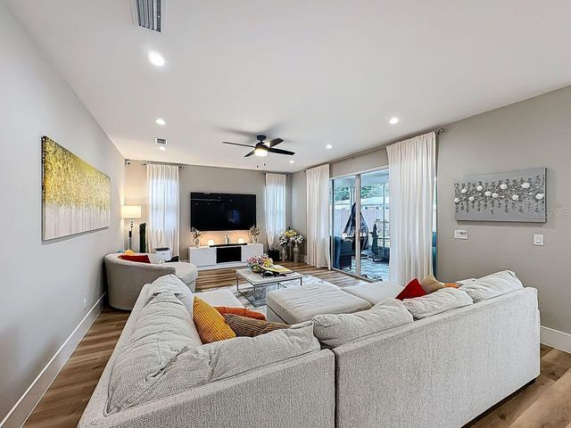 2720 S SHINE AVENUE, Orlando, FL 32806