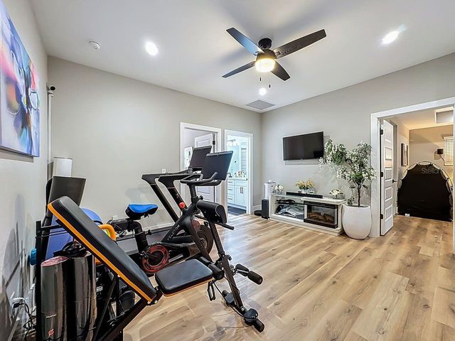 2720 S SHINE AVENUE, Orlando, FL 32806