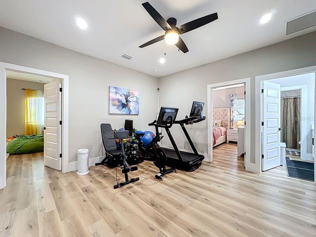 2720 S SHINE AVENUE, Orlando, FL 32806