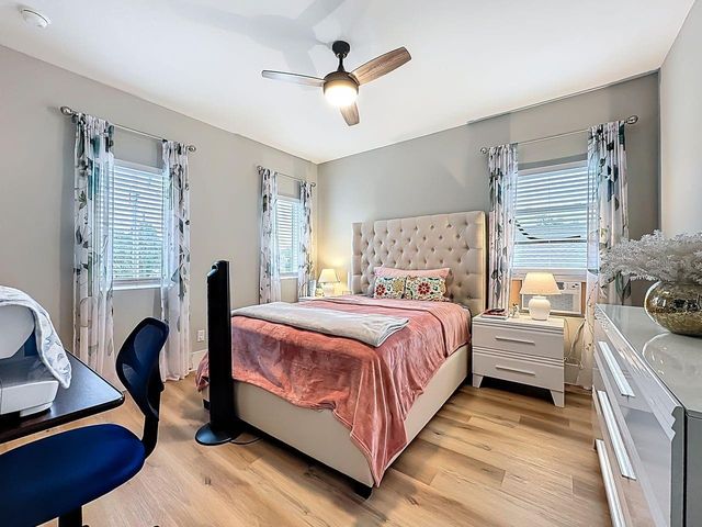 2720 S SHINE AVENUE, Orlando, FL 32806