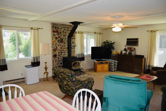 39580 Saunders, Bass Lake, CA 93604