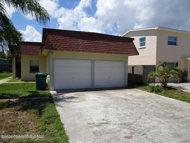 18 North Court A, Indialantic, FL 32903