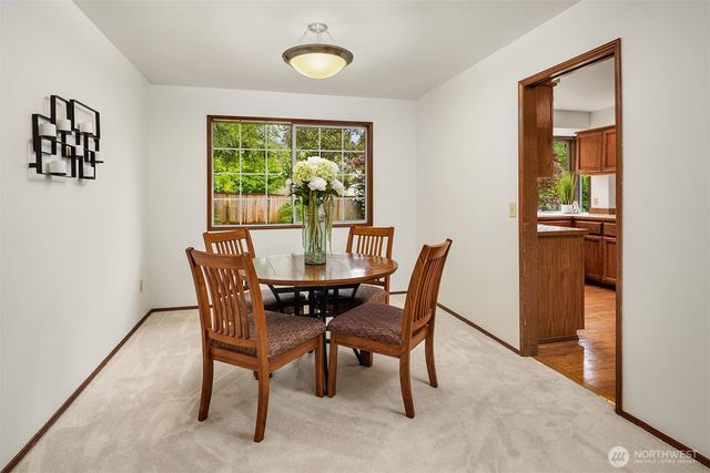 24346 SE 43rd Place, Sammamish, WA 98029