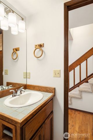 24346 SE 43rd Place, Sammamish, WA 98029