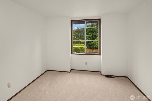 24346 SE 43rd Place, Sammamish, WA 98029