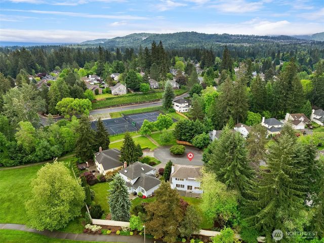 24346 SE 43rd Place, Sammamish, WA 98029