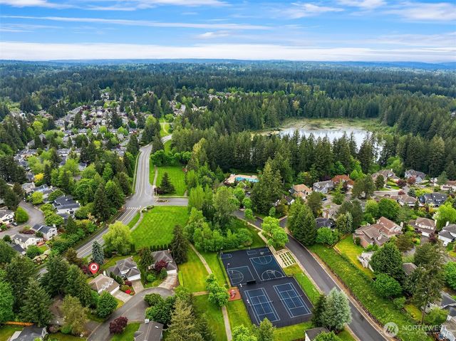 24346 SE 43rd Place, Sammamish, WA 98029