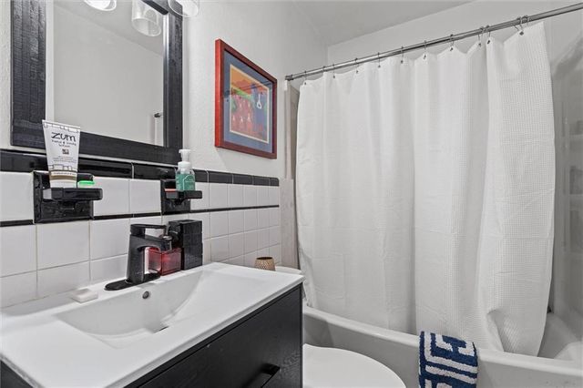 3051 Baronne Street, Mobile, AL 36606