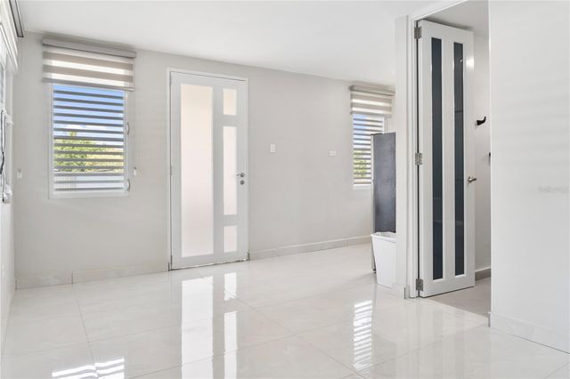 196 N SANTA MARIA COMM 196, Vieques, PR 00765