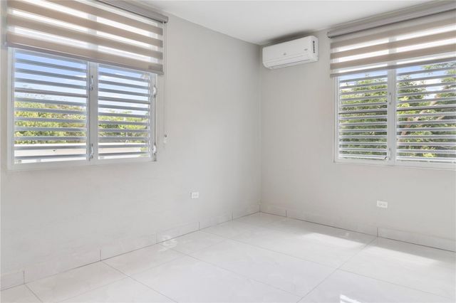 196 N SANTA MARIA COMM 196, Vieques, PR 00765