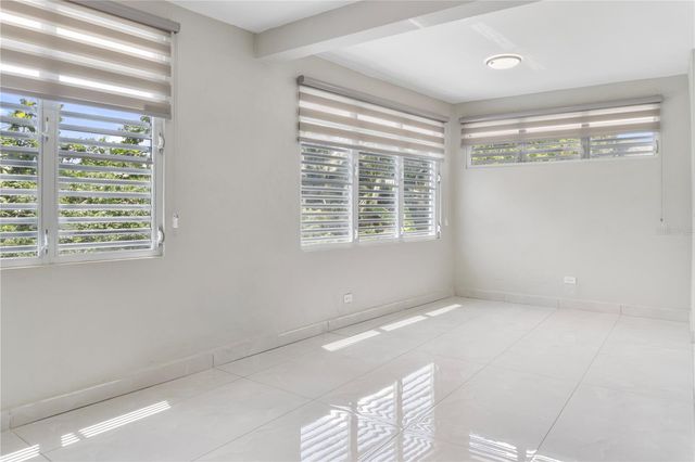 196 N SANTA MARIA COMM 196, Vieques, PR 00765