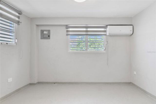 196 N SANTA MARIA COMM 196, Vieques, PR 00765