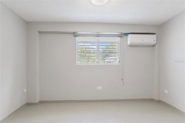 196 N SANTA MARIA COMM 196, Vieques, PR 00765