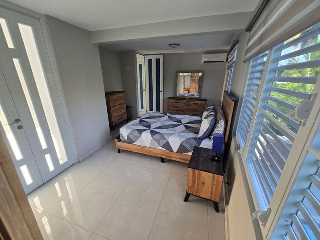 196 N SANTA MARIA COMM 196, Vieques, PR 00765