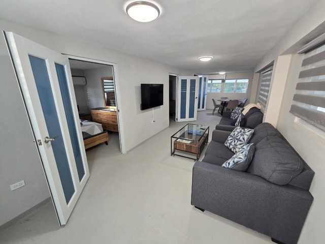 196 N SANTA MARIA COMM 196, Vieques, PR 00765