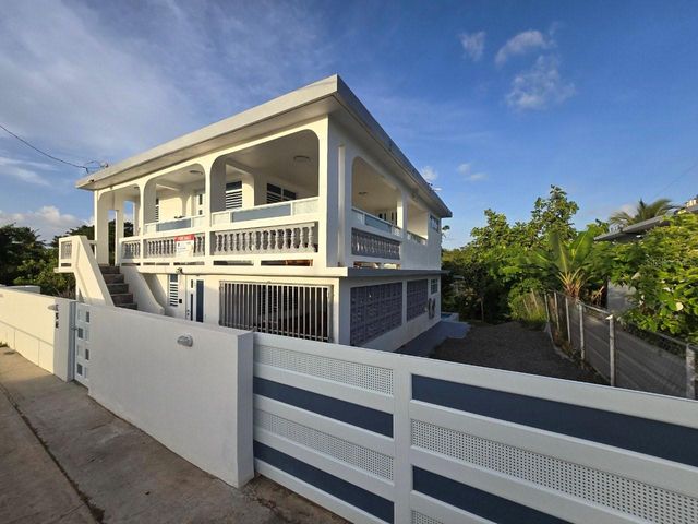 196 N SANTA MARIA COMM 196, Vieques, PR 00765