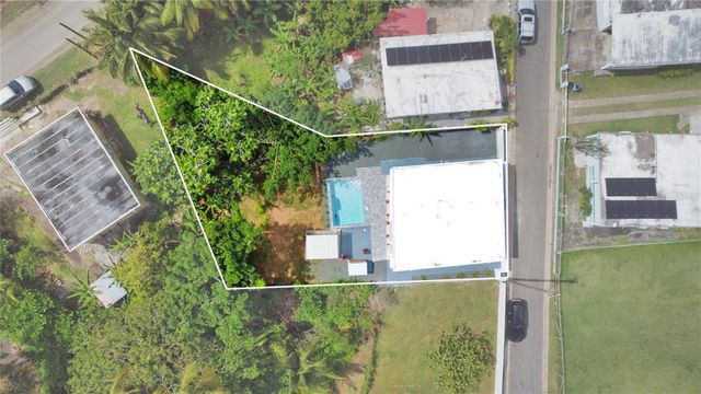 196 N SANTA MARIA COMM 196, Vieques, PR 00765