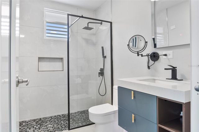 196 N SANTA MARIA COMM 196, Vieques, PR 00765