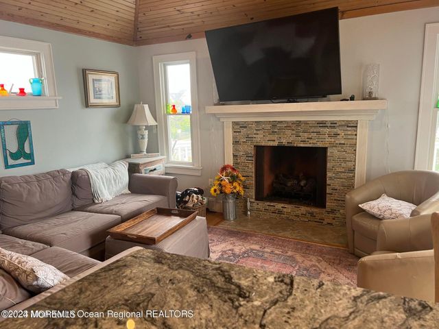 106 Mathis Place PO243, Mantoloking, NJ 08738