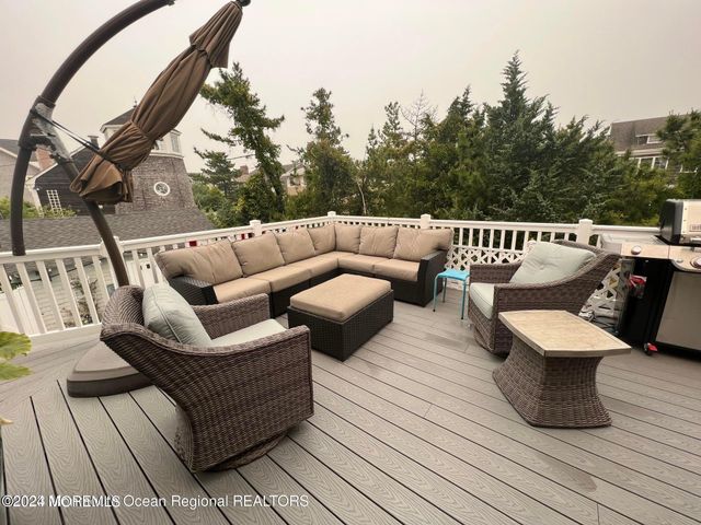 106 Mathis Place PO243, Mantoloking, NJ 08738