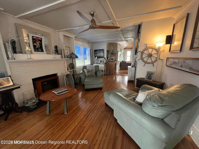 106 Mathis Place PO243, Mantoloking, NJ 08738