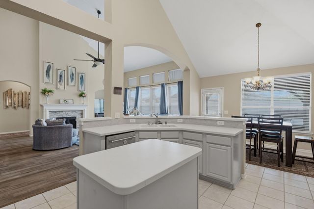 19111 Jade Canyon Lane, Tomball, TX 77377