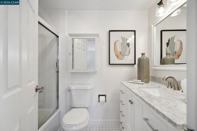 3058 Polk Street 3, San Francisco, CA 94109