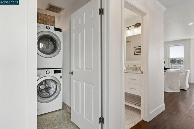 3058 Polk Street 3, San Francisco, CA 94109