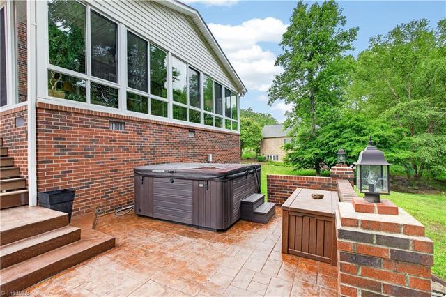 1380 Ridgewood Circle, Asheboro, NC 27203