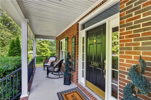 1380 Ridgewood Circle, Asheboro, NC 27203