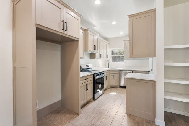 130 Arapaho Trail, Mabank, TX 75156