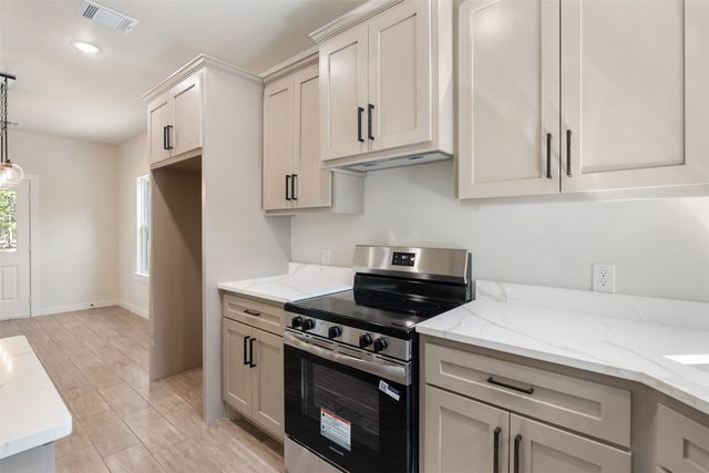 130 Arapaho Trail, Mabank, TX 75156