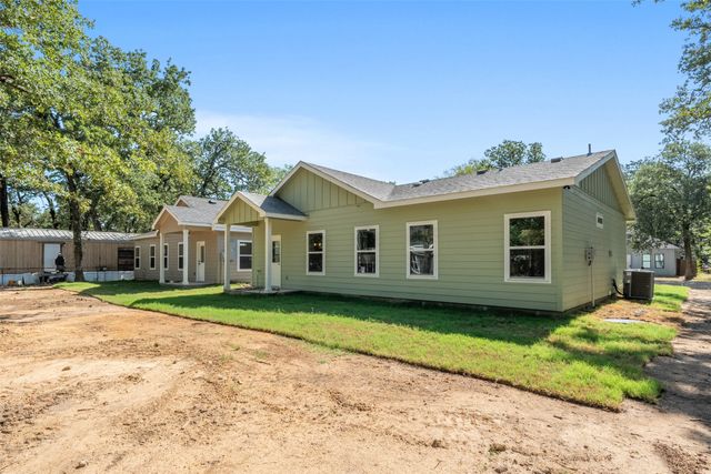 130 Arapaho Trail, Mabank, TX 75156